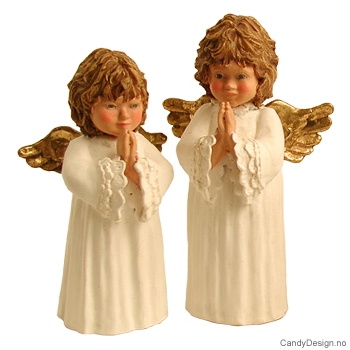 To engler i bønn med vinger