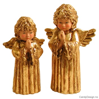 To engler i bønn med vinger