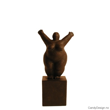 Fat woman skulptur - Freedom