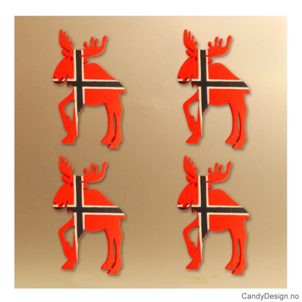 Stående flat elg med magnet i Norske farger